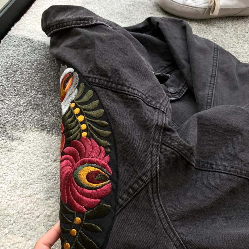 New Boho Embroidered Black Denim Jacket Coat - Picture 7 of 12